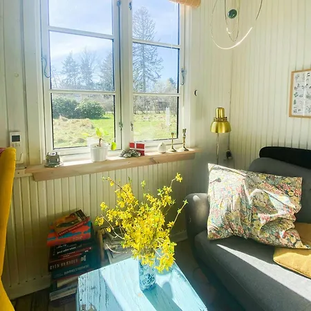 Дом отдыха Charming Summer House On Oro With Natural Plot *