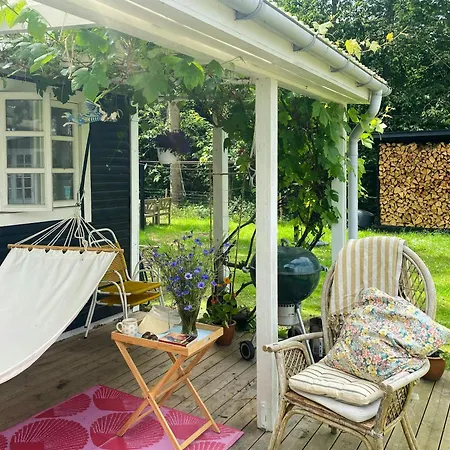 Charming Summer House On Oro With Natural Plot Дом отдыха Хольбек