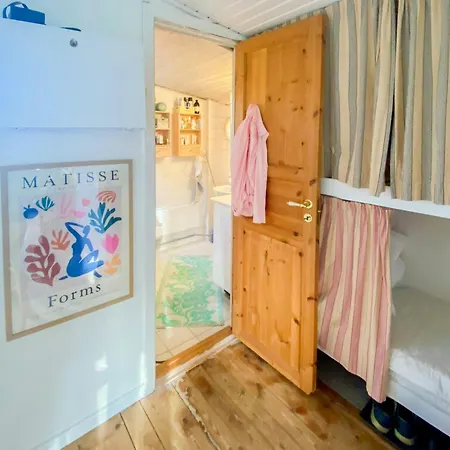 Дом отдыха Charming Summer House On Oro With Natural Plot