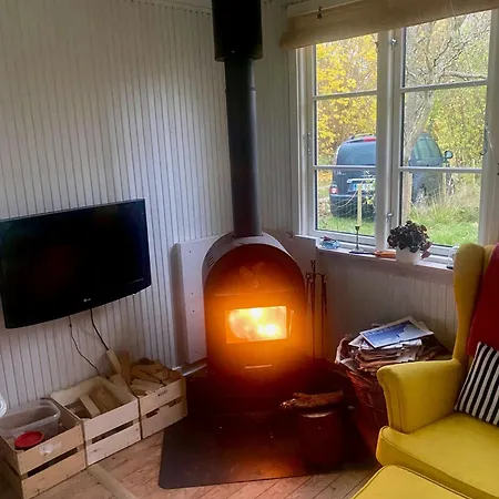 Charming Summer House On Oro With Natural Plot Prázdninový dům Holbæk