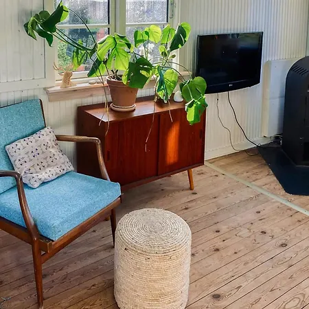 Charming Summer House On Oro With Natural Plot Хольбек