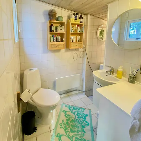 Charming Summer House On Oro With Natural Plot * Holbæk