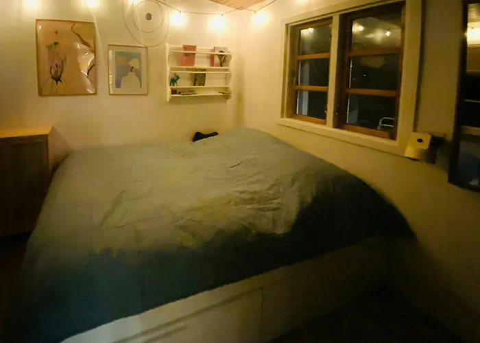 Nyaraló Charming Summer House On Oro With Natural Plot Holbæk