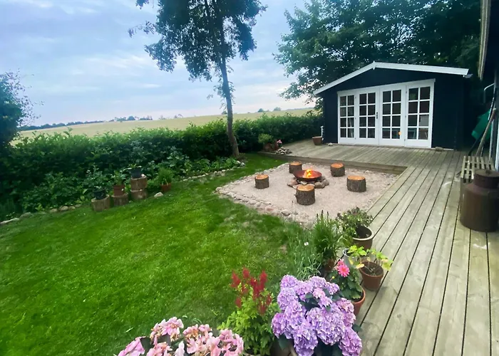 Nyaraló Charming Summer House On Oro With Natural Plot *