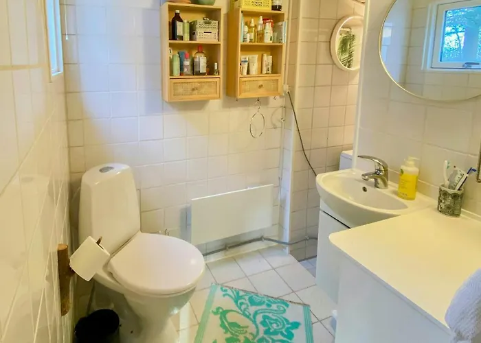 Charming Summer House On Oro With Natural Plot * Holbæk