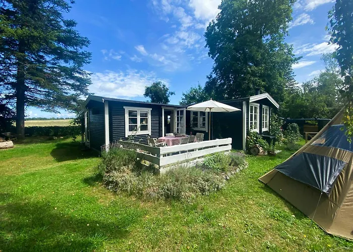 Charming Summer House On Oro With Natural Plot Holbæk