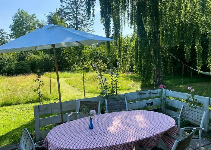 Charming Summer House On Oro With Natural Plot * Holbæk