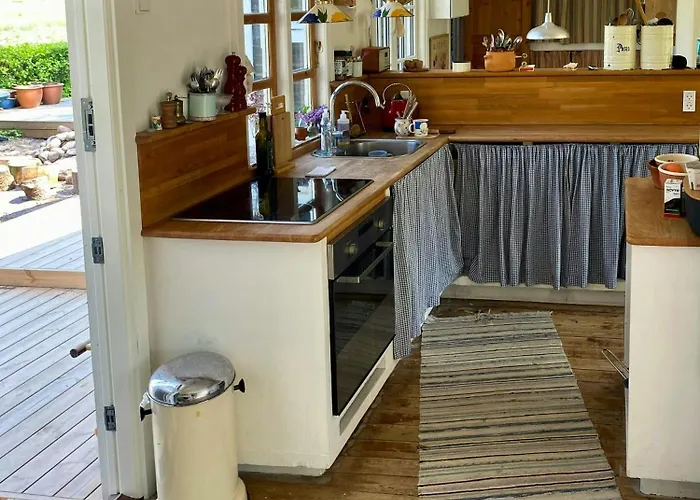 Charming Summer House On Oro With Natural Plot